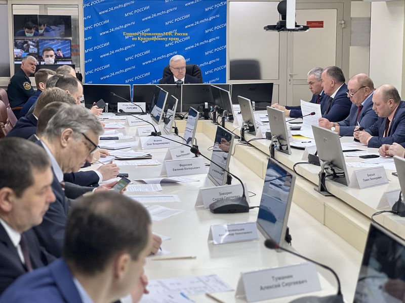 Губернатор края А.В. Усс провел совещание по подготовке к пожароопасному периоду, в котором принял участие  глава  муниципального округа