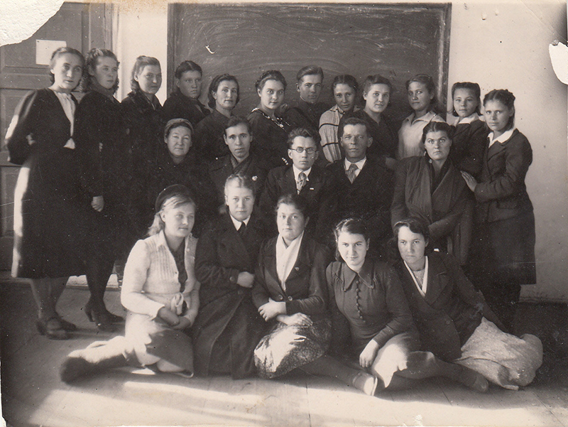 Выпускники 1945 года.