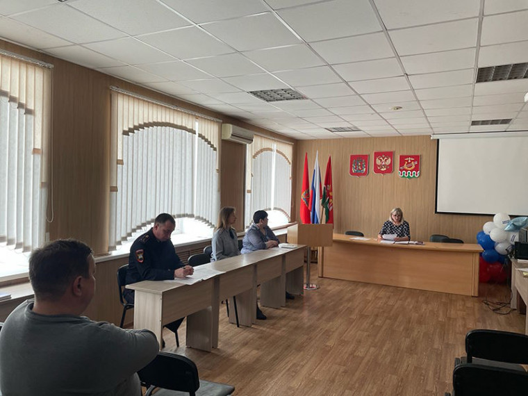 Руководство Госавтоинспекции Боготола приняло участие в заседании межведомственной комиссии по профилактике правонарушений. Руководство Госавтоинспекции Боготола приняло участие в заседании межведомственной комиссии по профилактике правонарушений.